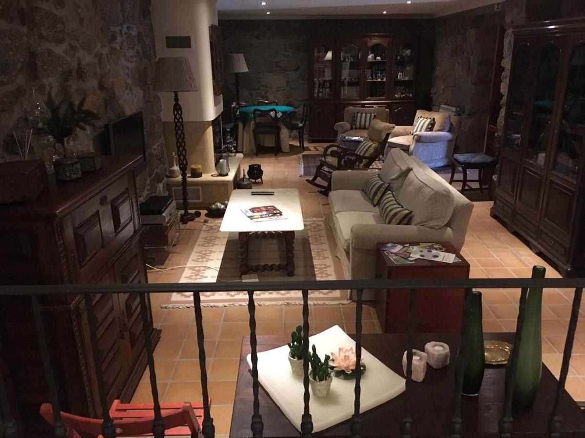 Bergui Guesthouse - 吉马良斯 外观 照片