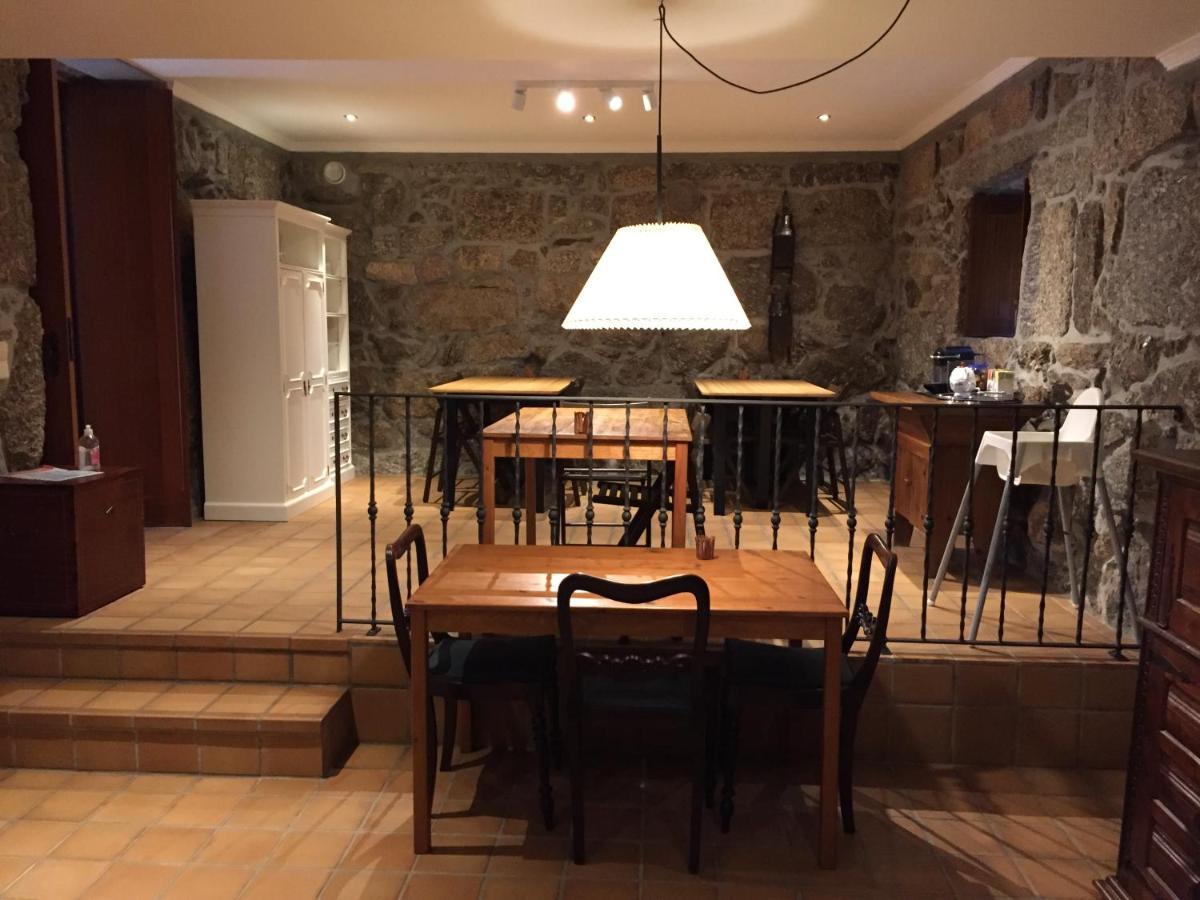 Bergui Guesthouse - 吉马良斯 外观 照片