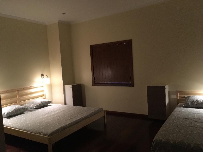 Bergui Guesthouse - 吉马良斯 外观 照片