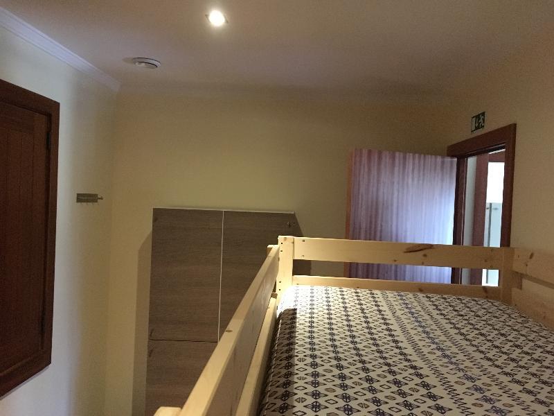 Bergui Guesthouse - 吉马良斯 外观 照片